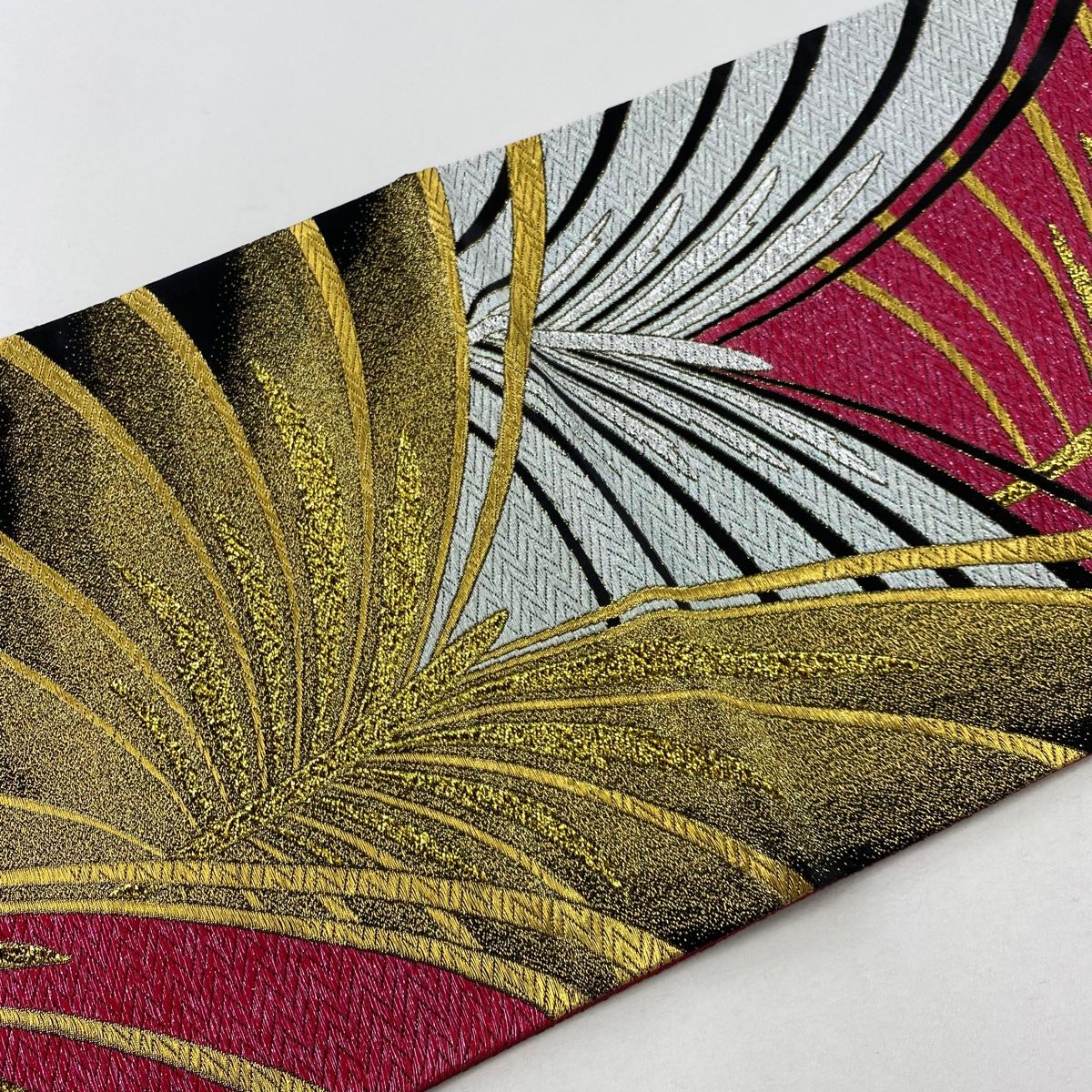 袋帯 美品 秀品 振袖向き 若松 金銀糸 箔 ピンク 六通 正絹
