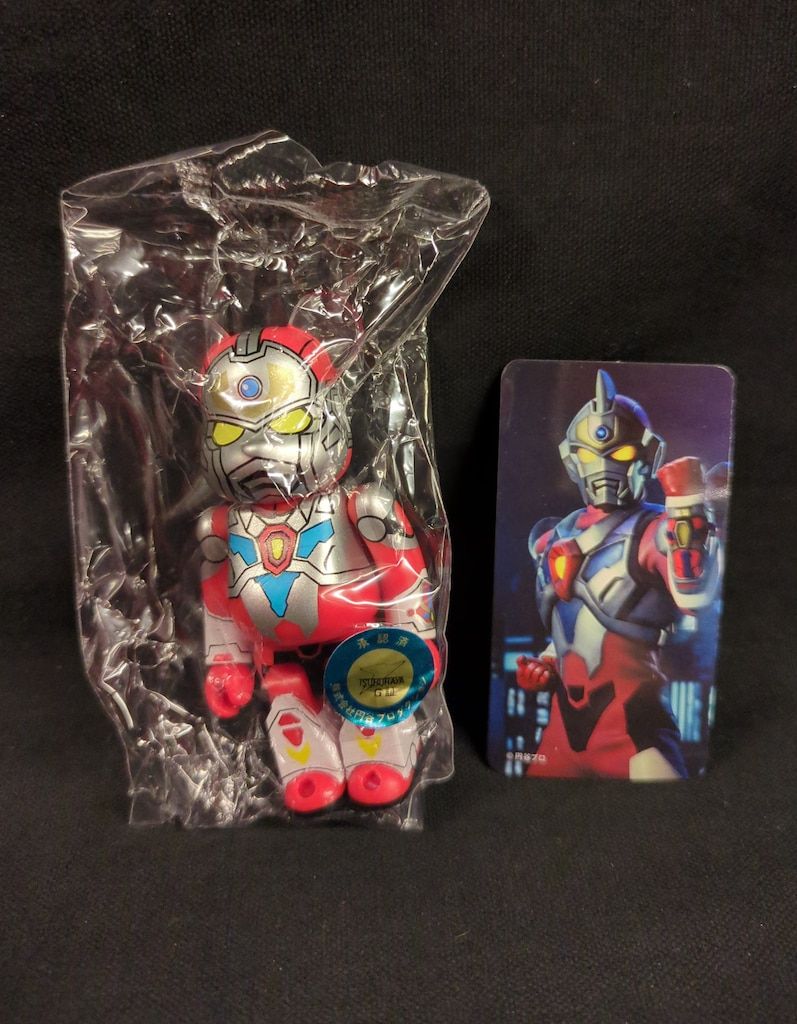 MEDICOM TOY - @RBRICK 電光超人グリッドマン 400％ Amazon.co.jp: BE@RBRICK 電光超人グリッドマン 400％ : ホビー