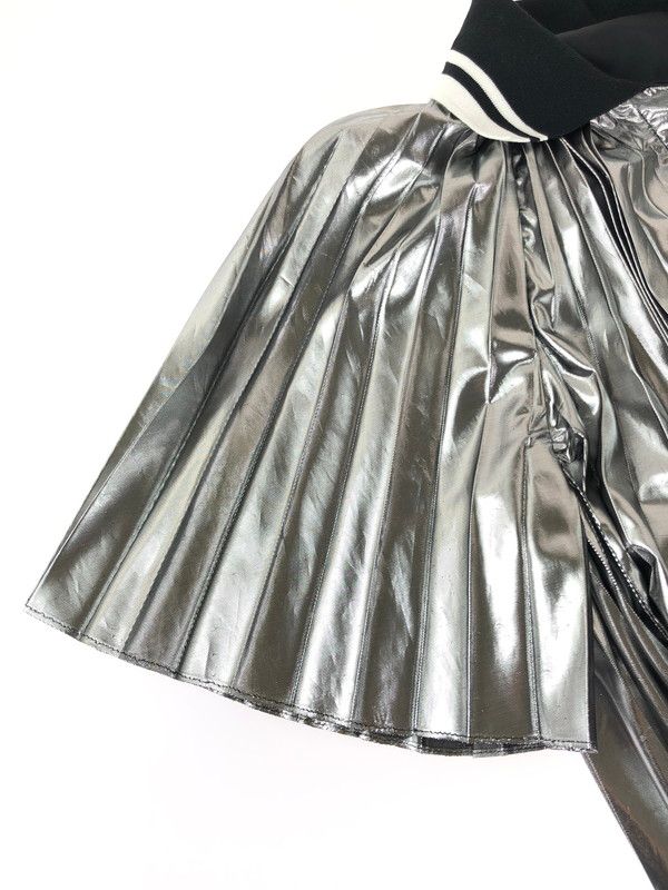 Sacai