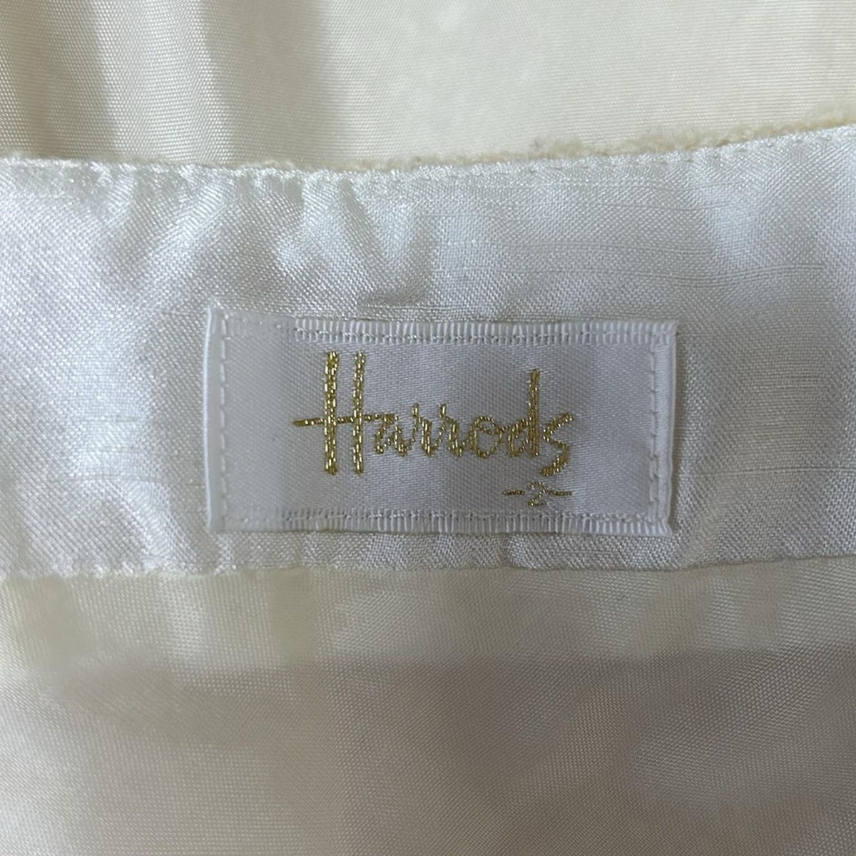 HARRODS(ハロッズ) スカートスーツ レディース - アイボリー