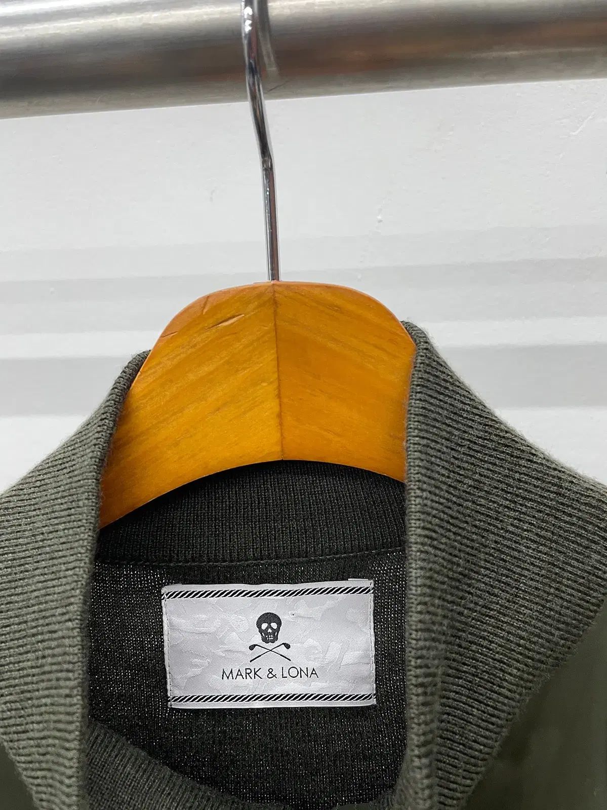 女性 マーク＆ローナ ゴルフ ニット ジップアップ ジャケット S 90 サイズ