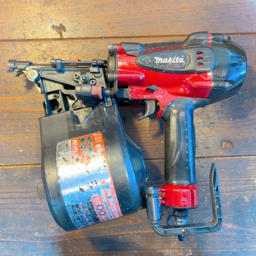makita 高圧 釘打ち機 AN930H 動作確認済み