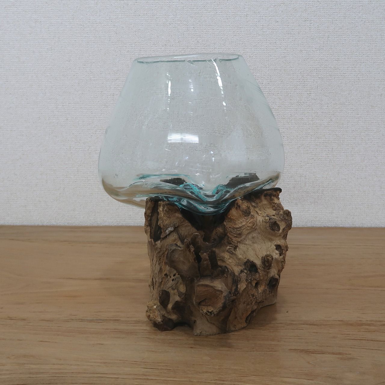 溶けたガラス＆天然木 の花瓶 フラワーベース Mサイズ 流木風