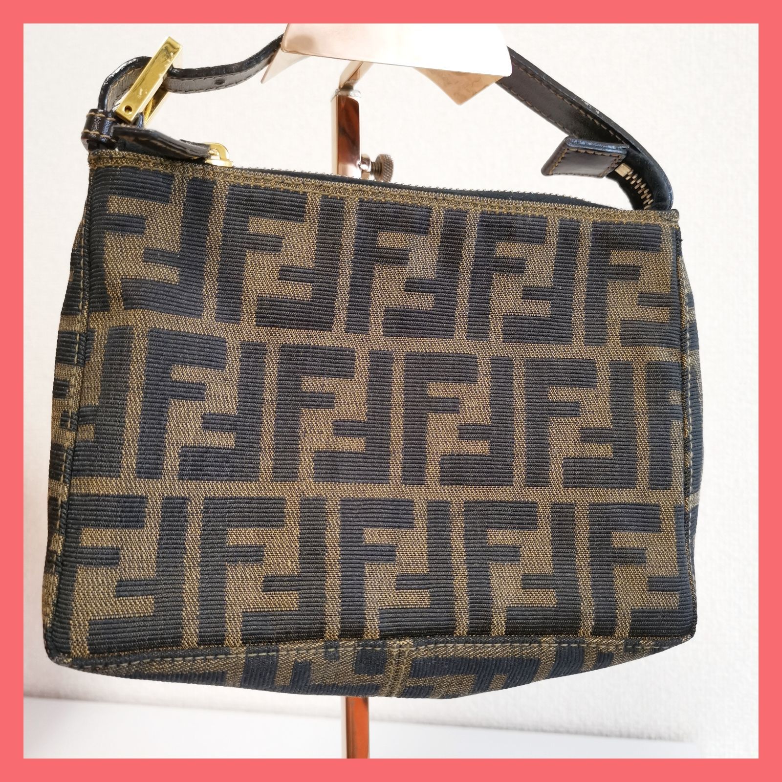 外観美品】フェンディFENDI ズッカ柄 ショルダーバッグ ポーチ  