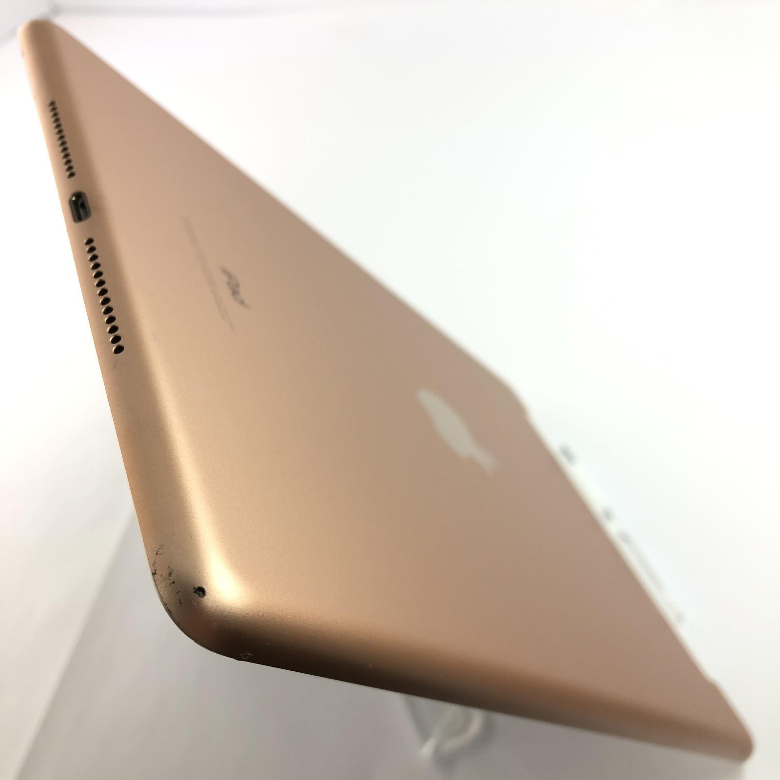 キズあり品】iPad (第6世代) Wi-Fi + Cellular/32GB/353035090812669