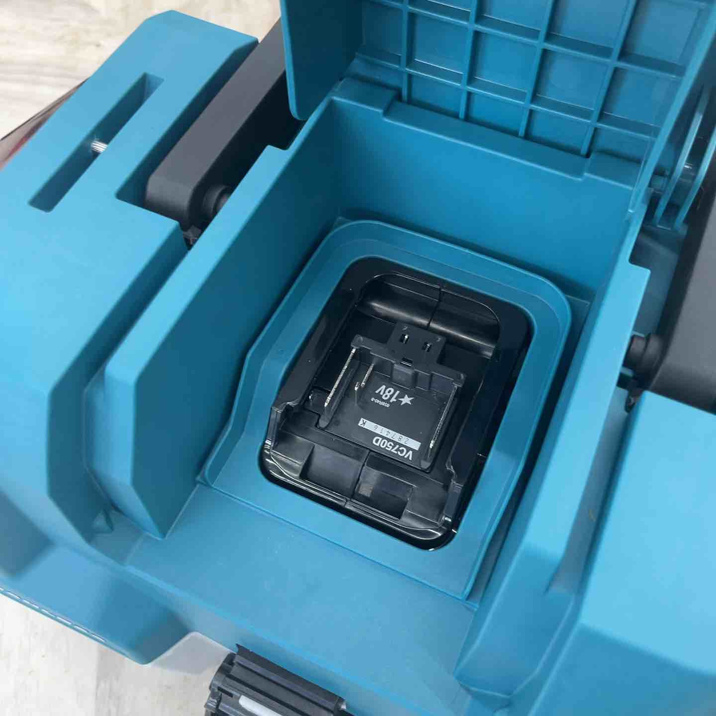 コードレス集じん機