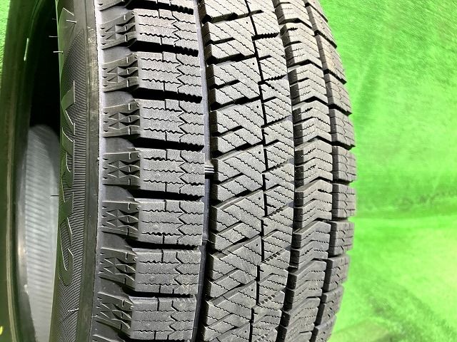 225/60R17 BLIZZAK VRX2 2017年製 ブリヂストン VRX2 225⁄60R17 中古 2017年製 4本 新潟市より 中古冬タイヤ