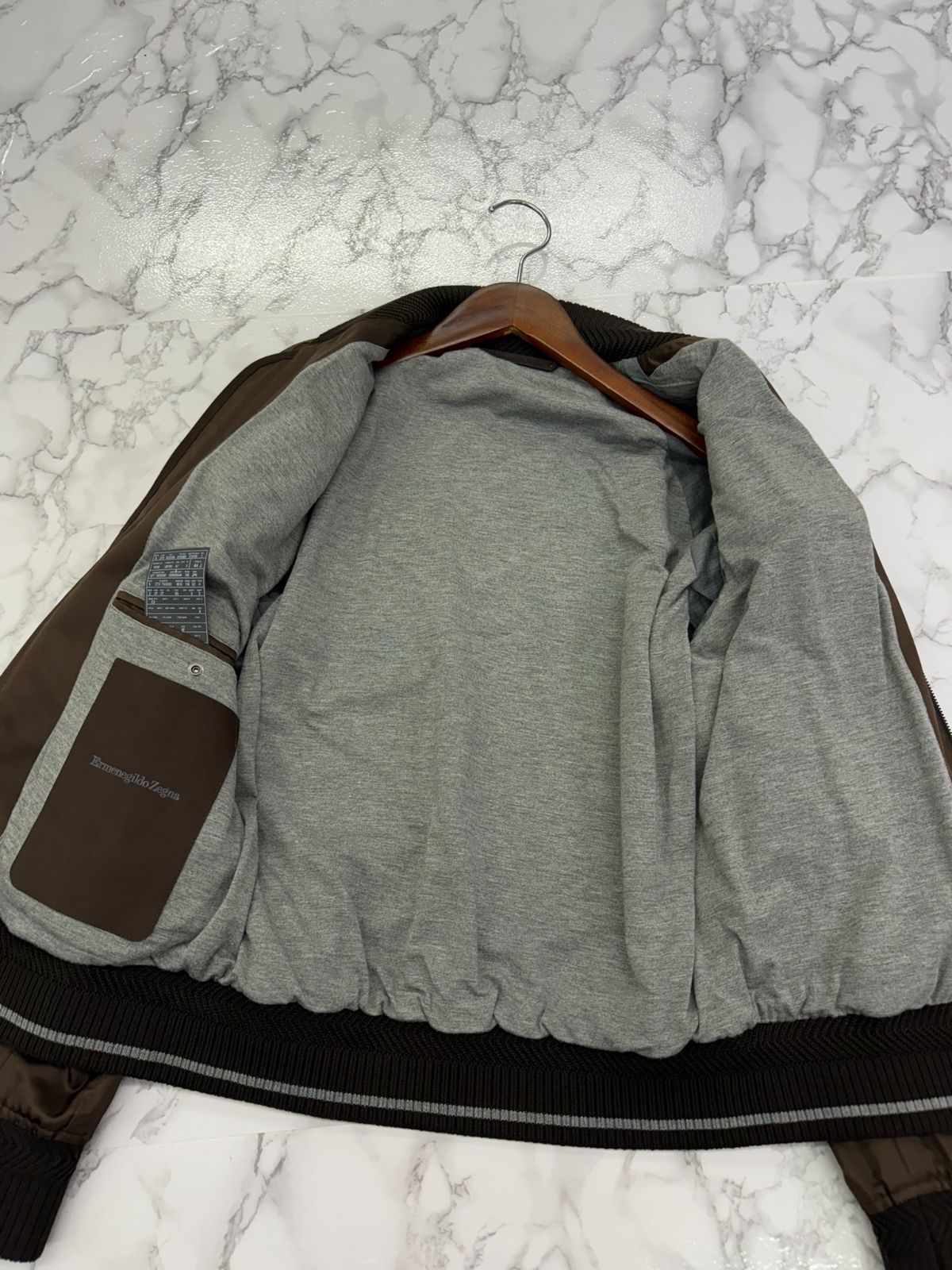 美品✨ トルコ製　エルメネジルドゼニア 現行タグ　ブルゾン　フルジップ 美品✨ トルコ製 エルメネジルドゼニア 現行タグ ブルゾン