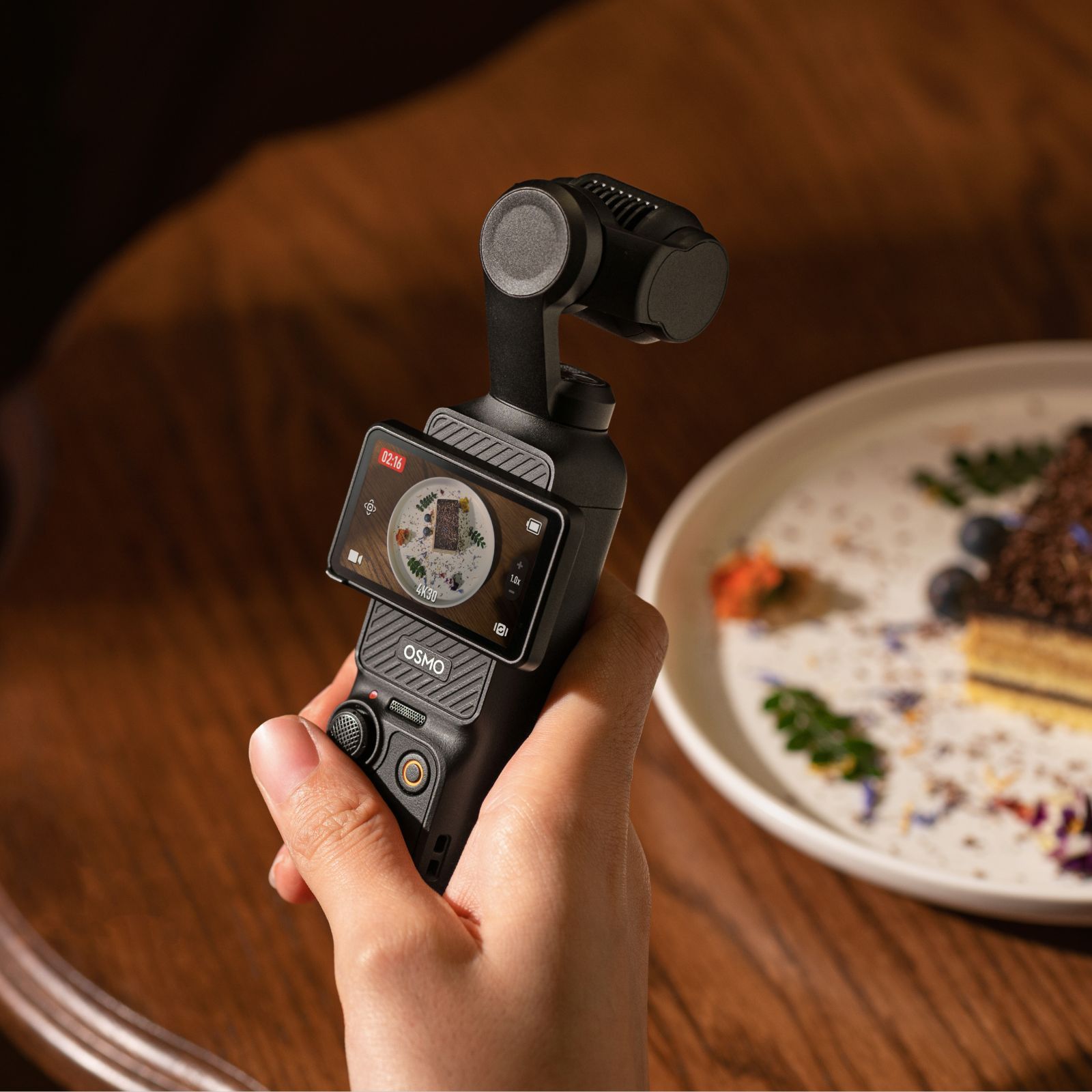 新品】DJI OSMO POCKET 3 クリエイターコンボ (国内正規品)☆microSDXC