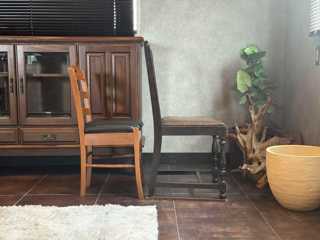 アンティーク　ヴィンテージチェア　クラシック　レトロ　古家具　2脚セット　IZ アンティーク ヴィンテージチェア クラシック レトロ 古家具 2脚セット