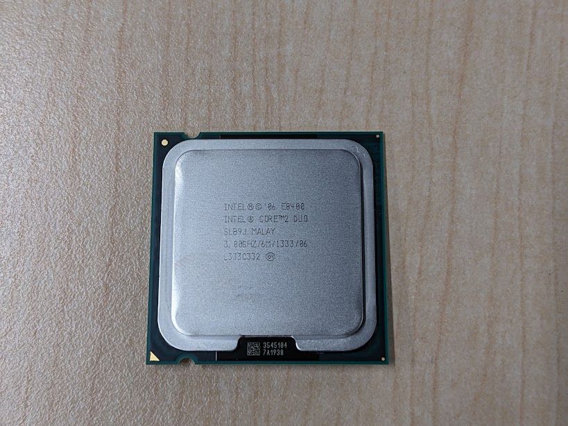 Intel [Embedded Tray] Core2 Duo E8400 3.00GHz/6MB LGA775 65Ｗ  AT80570PJ0806MSLB9J - メルカリ