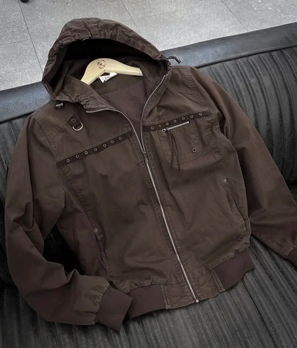 ヒコヴィンテージ エンブロイダリー POINT フード ジャケット WHO