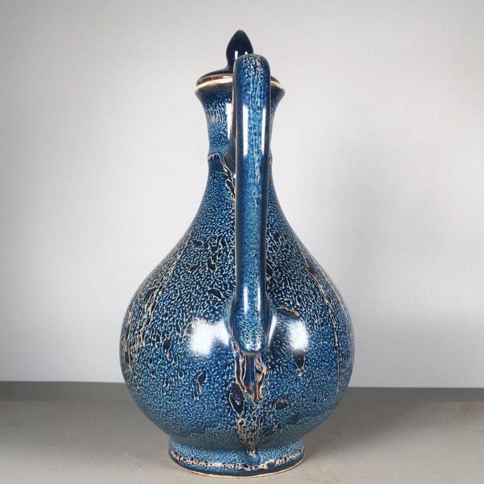 ※中国古美術/爐鈞窯窯変梅瓶(底款:大清乾隆年製) A fine and rare robin's-egg glazed vase, meiping, Seal mark