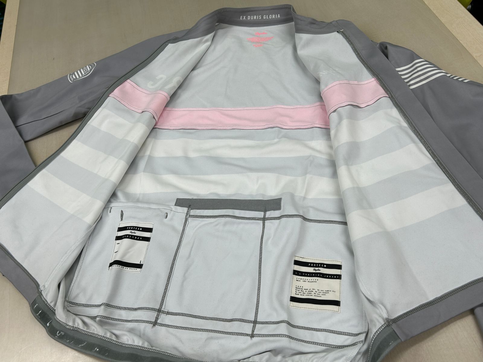 イチ推し!! 未使用品!! Rapha RCC PRO TEAM Long Sleeve Jersey