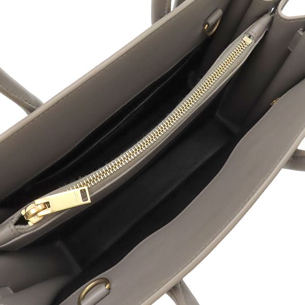 レザー グレージュ