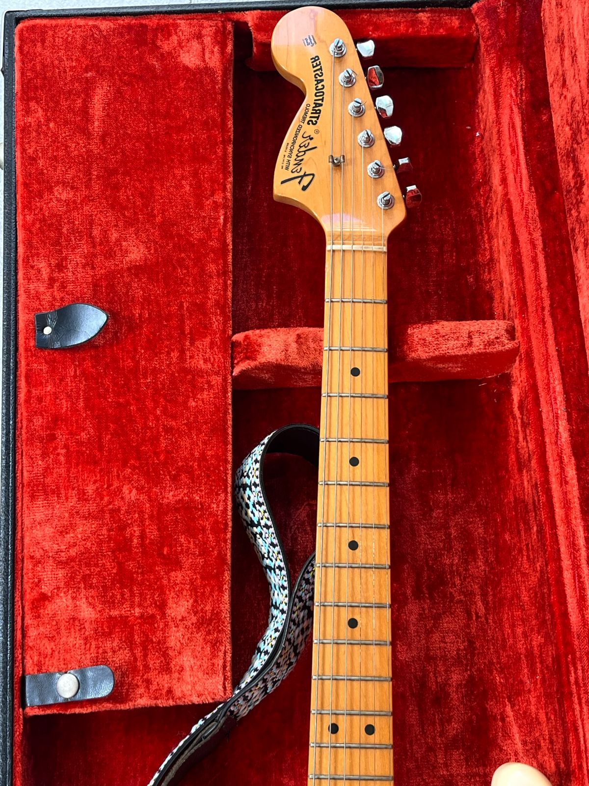 ジミヘンドリックス ストラトキャスター！フィエスタレッドペイント！ ジミヘンドリックス ストラトキャスター！フィエスタレッド