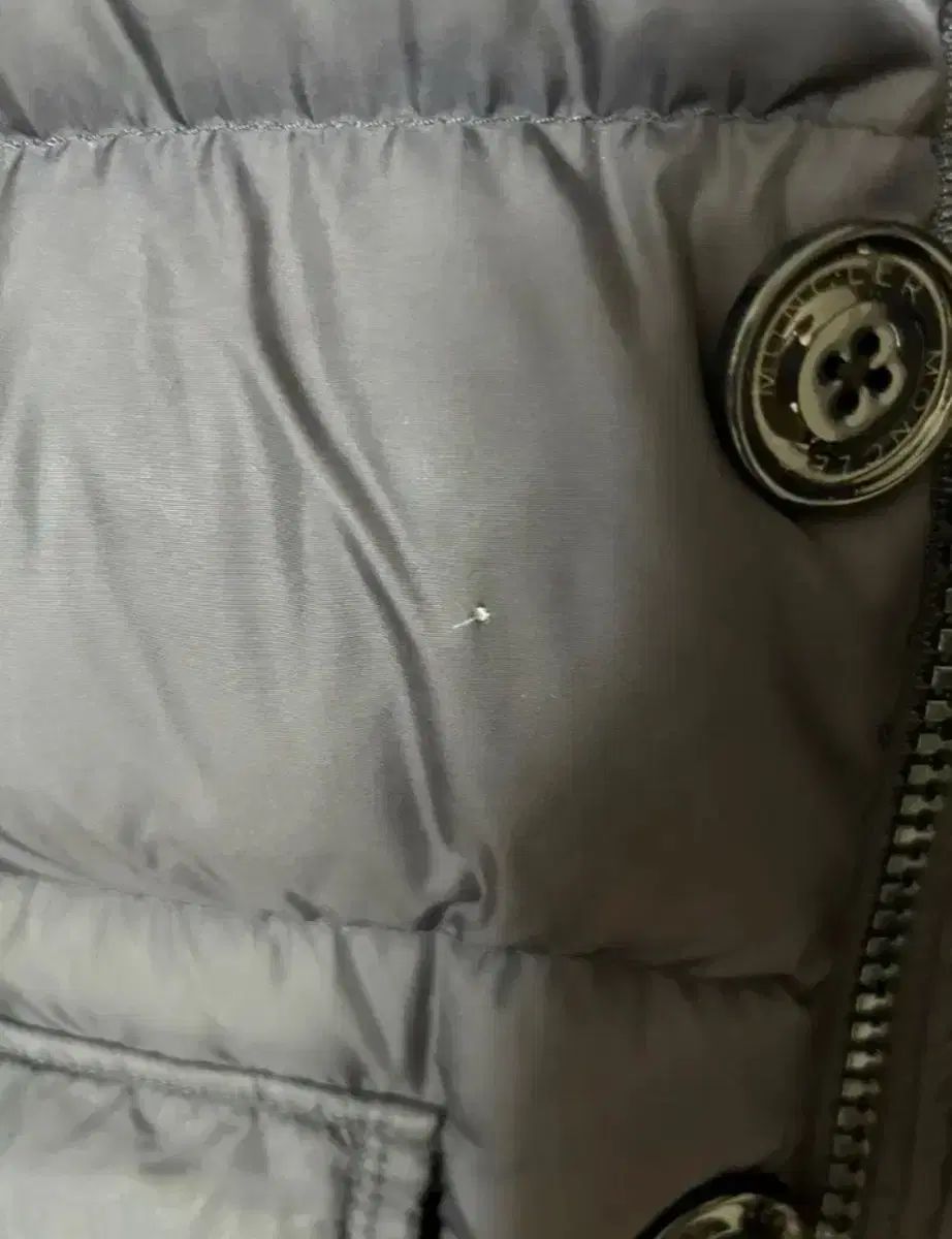 MONCLER モンクレール