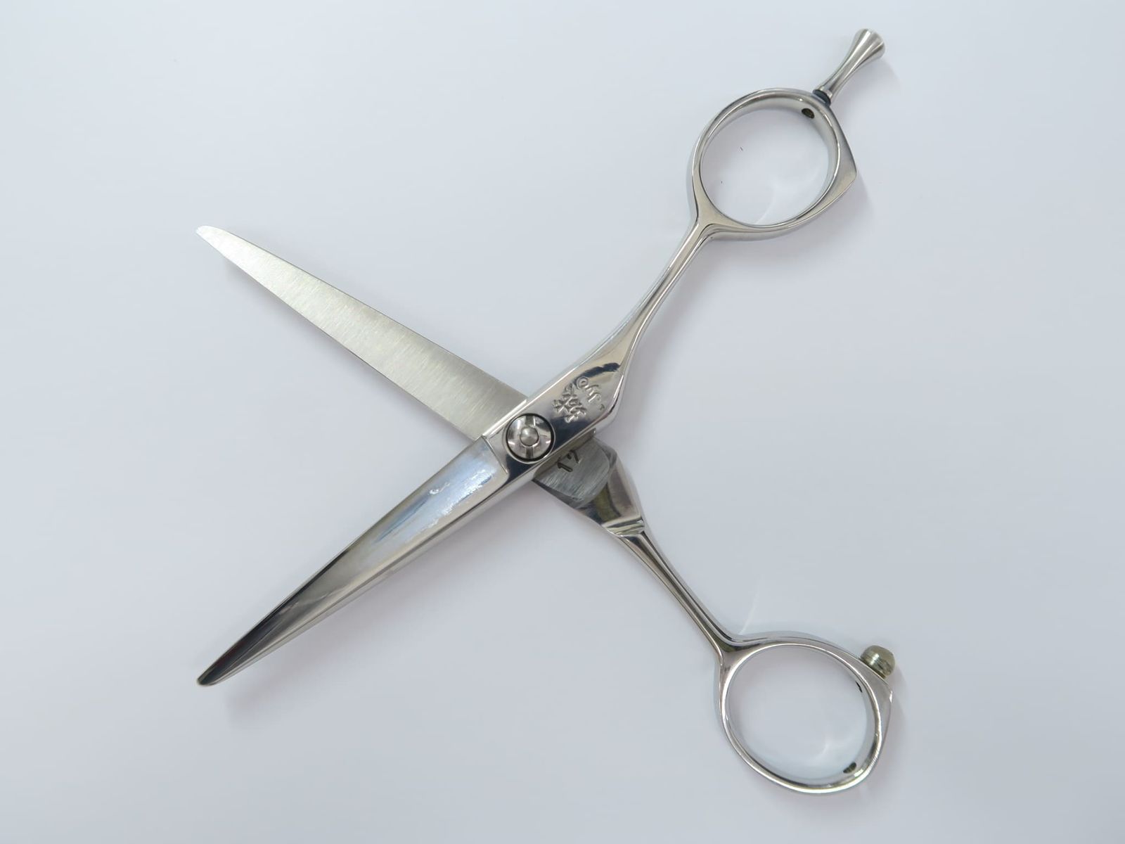 ジュエルシザー ナルトシザー ハサミ はさみ ボンドヴィスタ 美容師