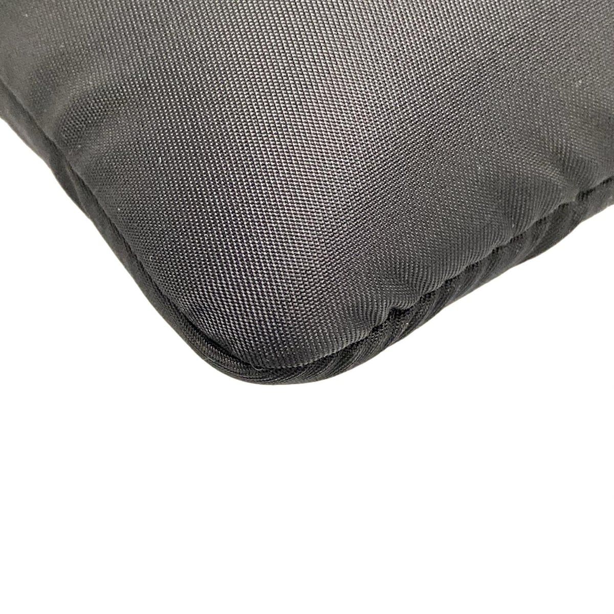 クラッチバッグ