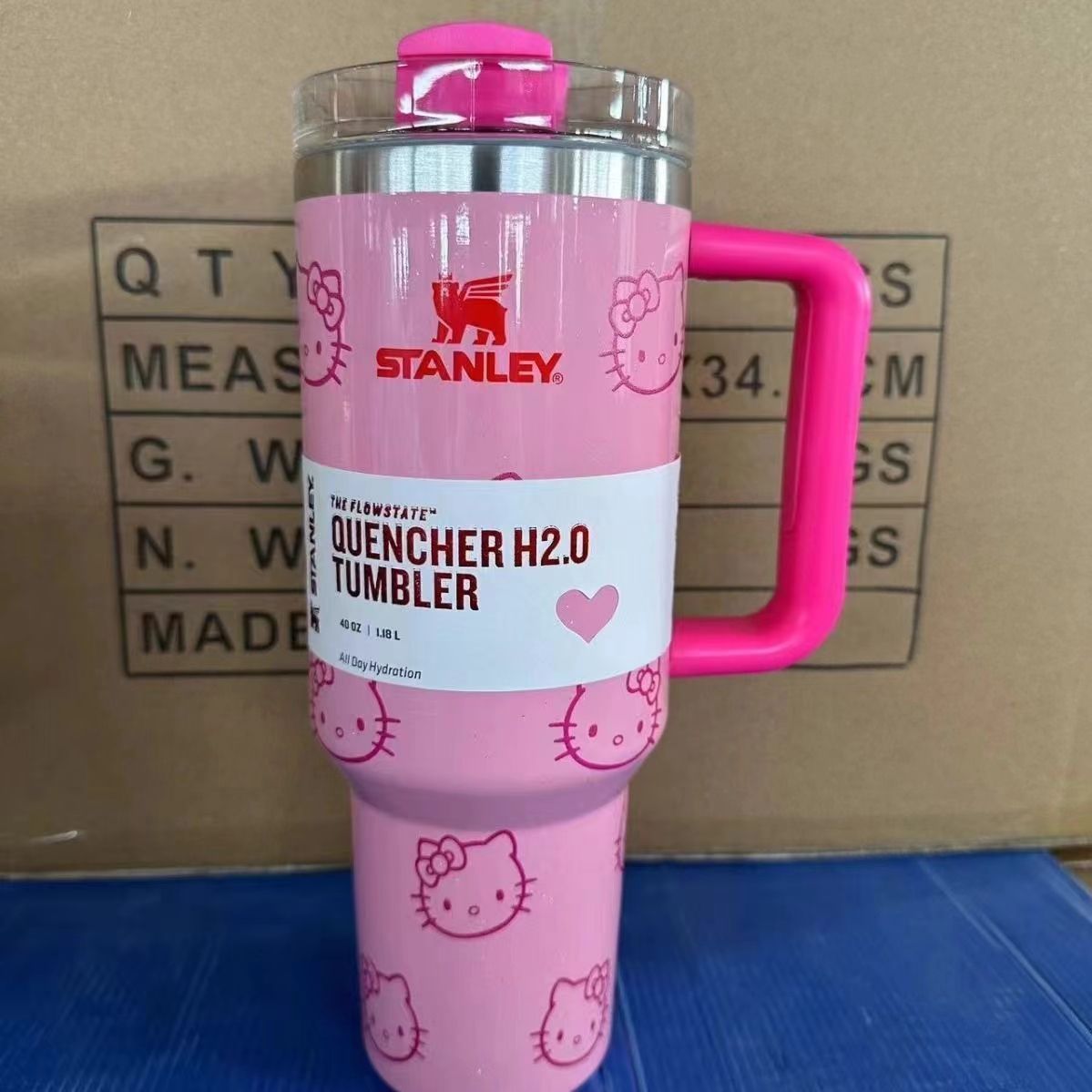 【海外限定】STANLEY スタンレー キティ タンブラー　ストロー付き Stanley スタンレー タンブラー キティ 海外 限定 赤 新品