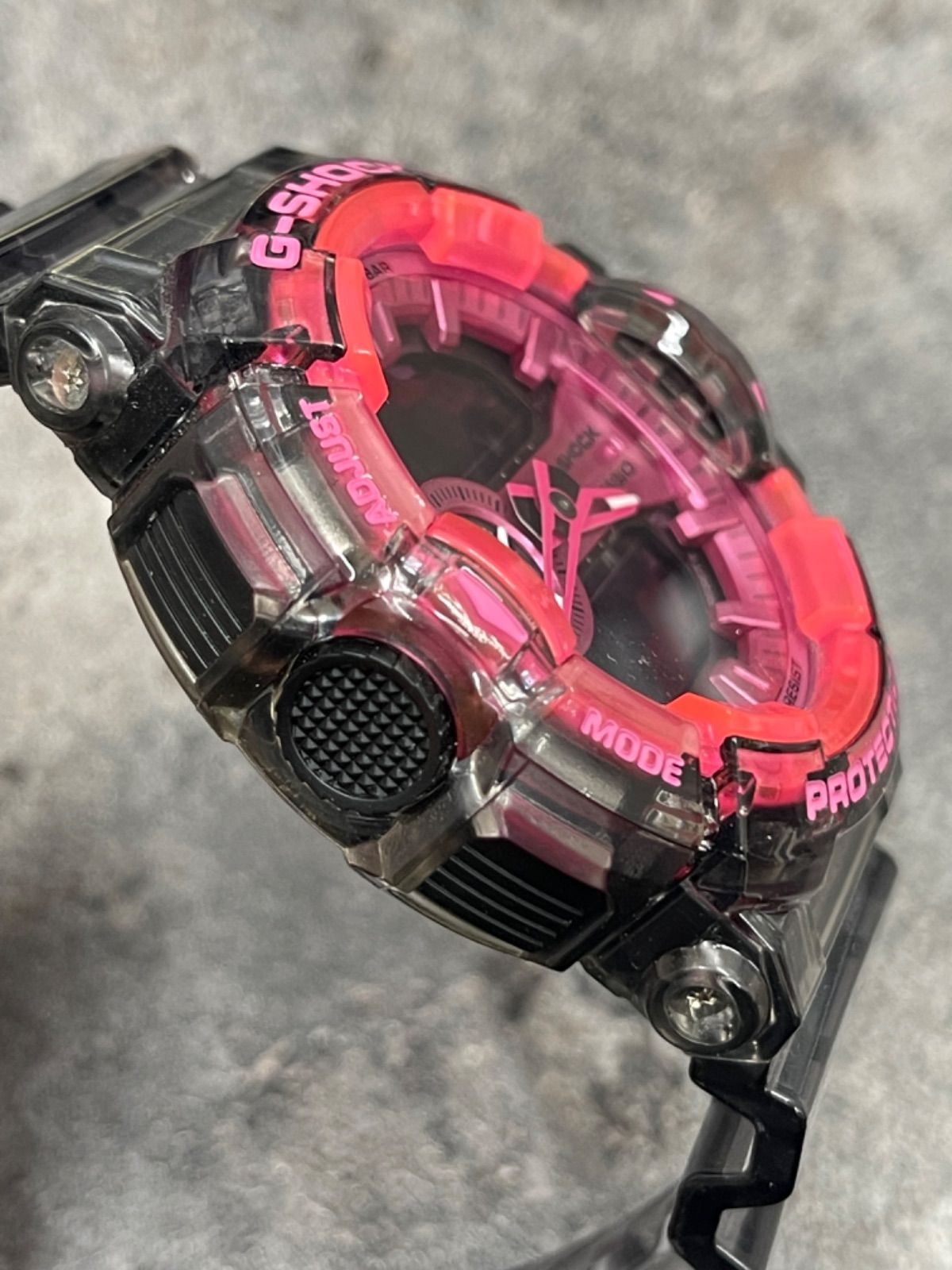 G-SHOCK GA-400SK-1A4 限定モデル　ピンク GA-400SK-1A4 | G-SHOCK ANALOG-DIGITAL GA-400 SERIES | CASIO