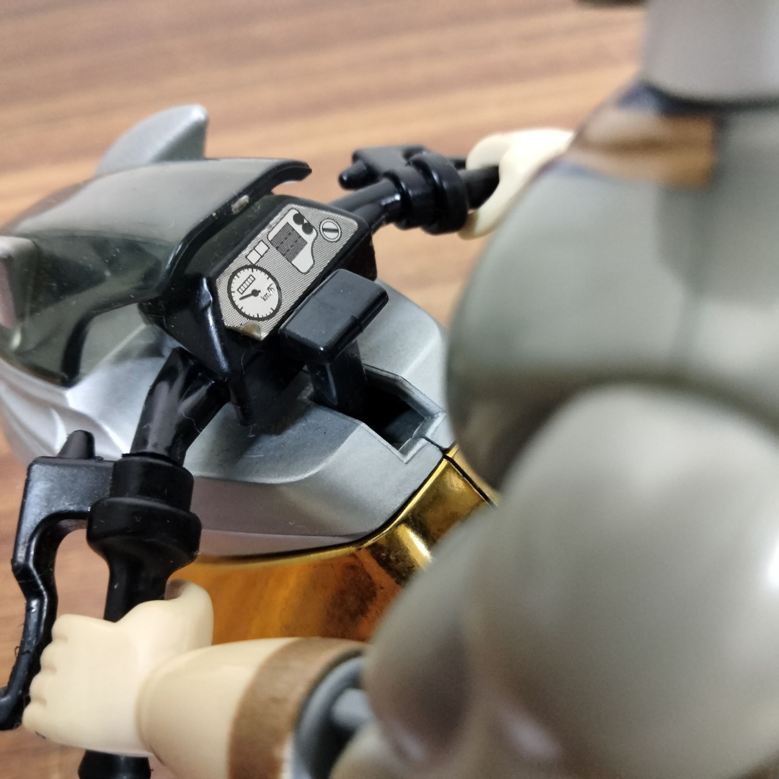 百獣戦隊　ガオレンジャー　ガオシルバー　ウルフローダーセット Amazon.co.jp: 百獣戦隊ガオレンジャー ガオシルバーウルフ