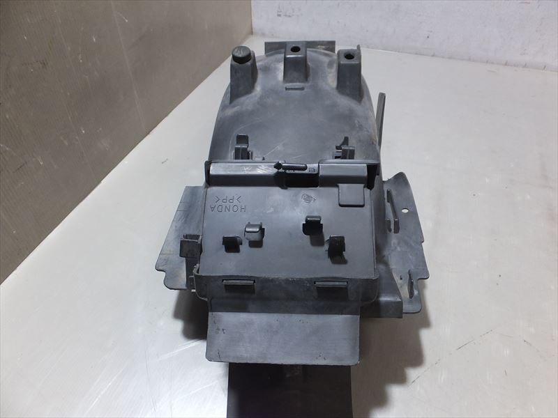 HONDA HONDA NSR250R MC28 リアインナーフェンダー 純正品 MC21