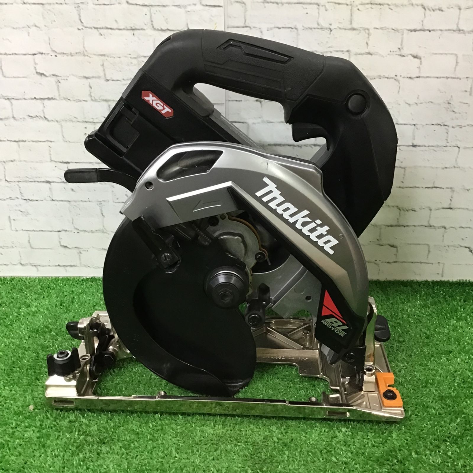 ★マキタ(makita) コードレス丸のこ HS001GRDXB