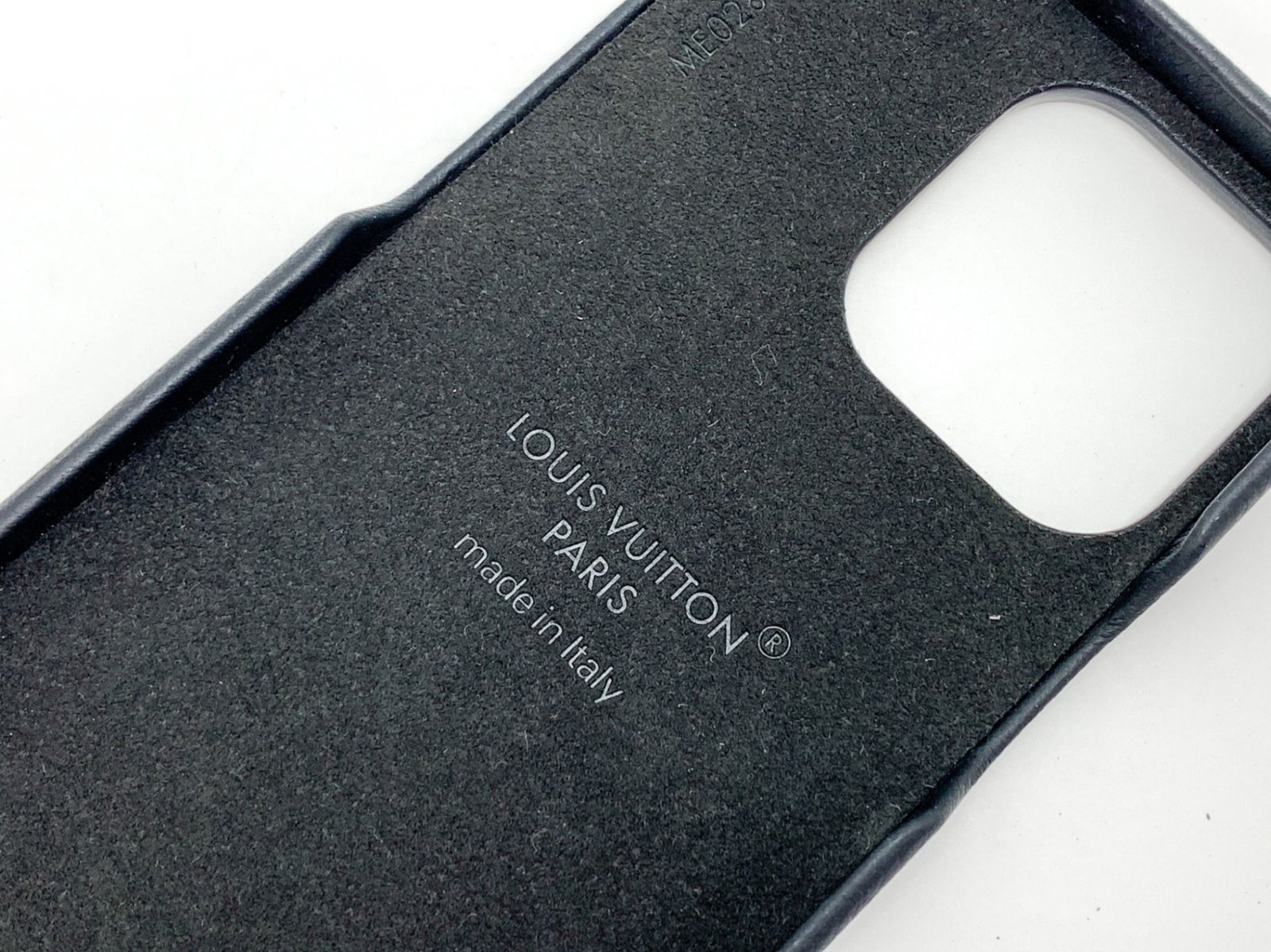 ルイヴィトン iPhoneケース バンパー 15 PRO MAX M82888 【公式 ルイヴィトン iPhoneケース バンパー 15 PRO MAX M82888 【公式