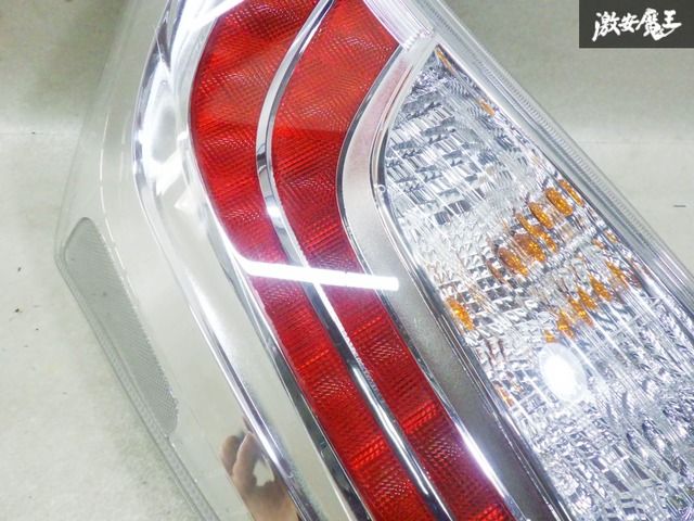 破損無し！】トヨタ純正 ZVW30 プリウス G'S 後期 テールランプ テール