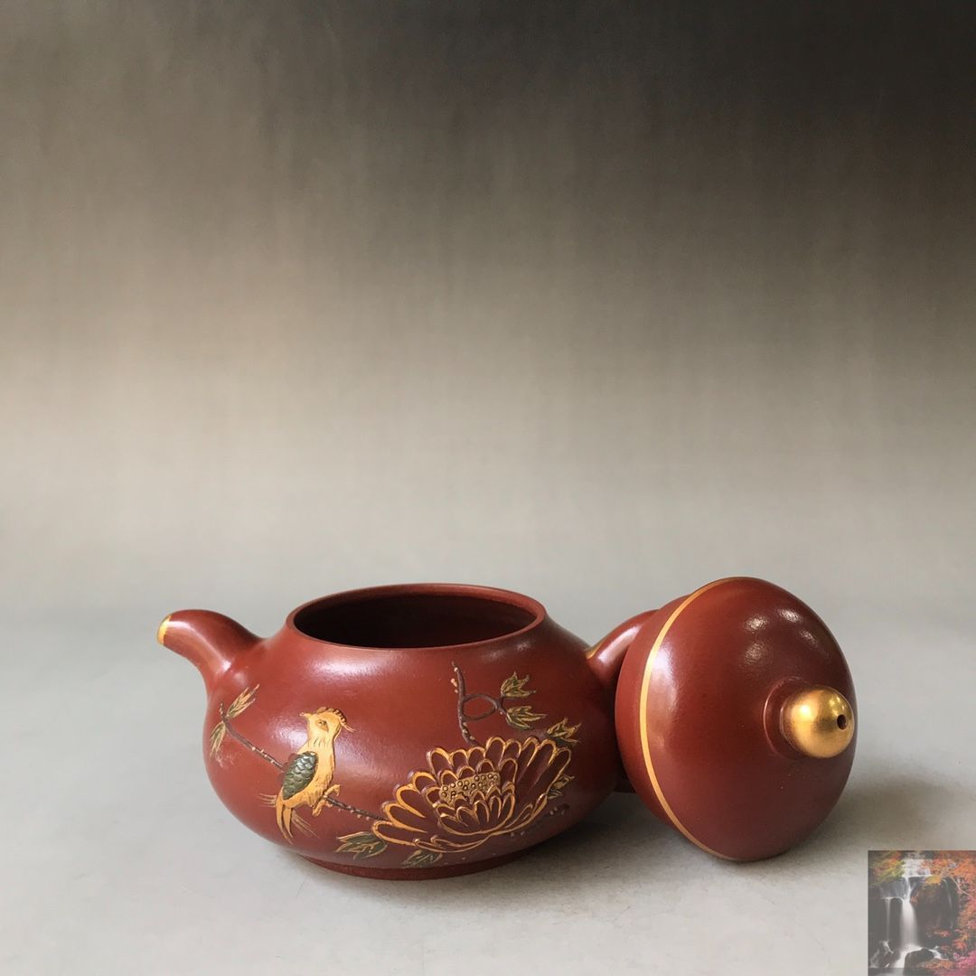 旧家蔵出し 染付草花紋 茶心壺 明時代 中国美術 茶器煎茶道具 李朝 陶器 旧家蔵出し 染付草花紋 茶心壺 明時代 中国美術 茶器煎茶道具