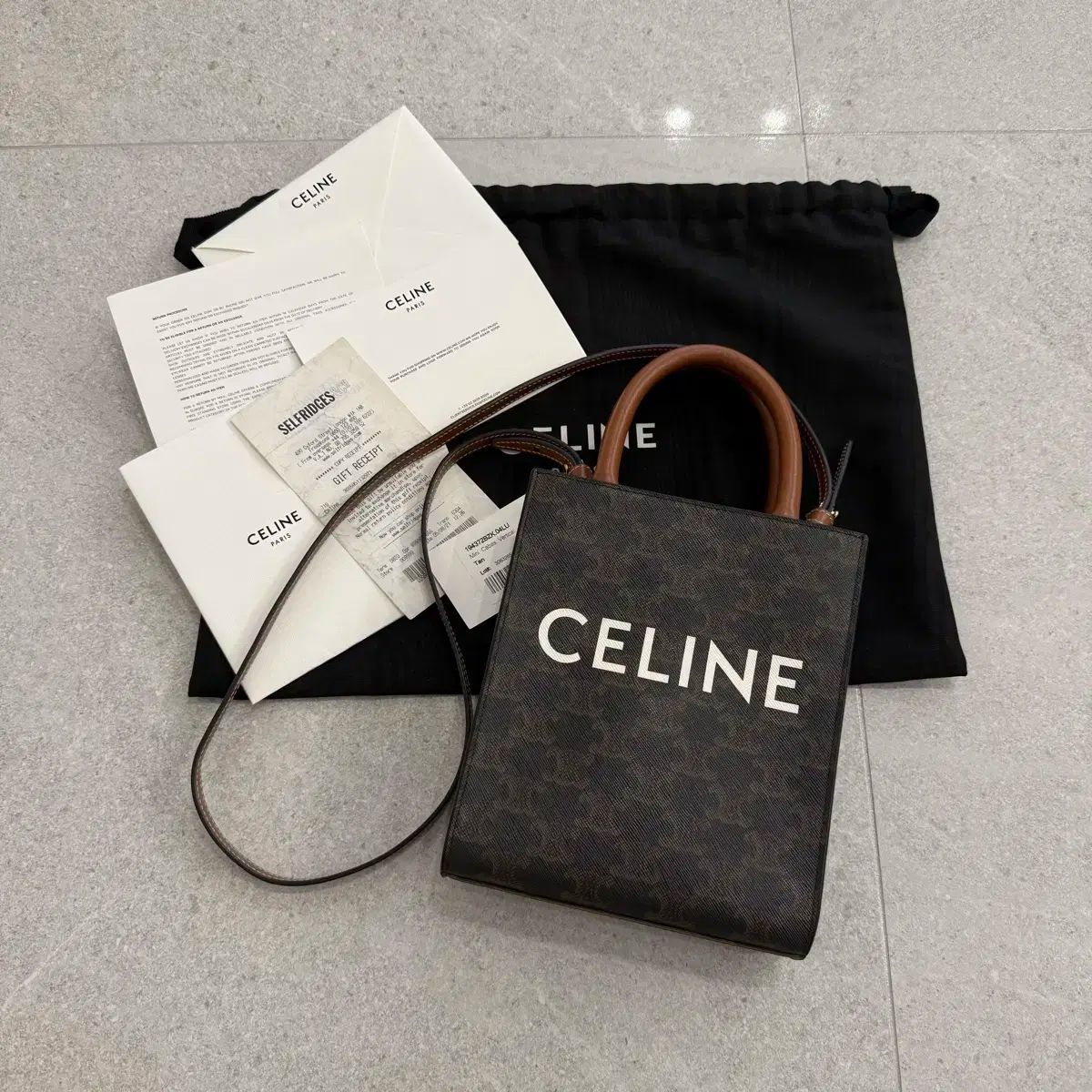 Celine セリーヌ トリオンフ カバスバッグ ミニ