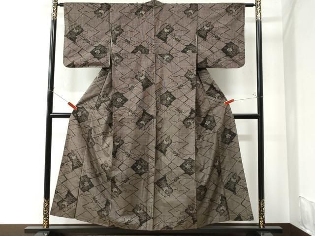 平和屋着物○本場大島紬 9マルキ 枝花文 正絹 逸品 CAAW3996vf