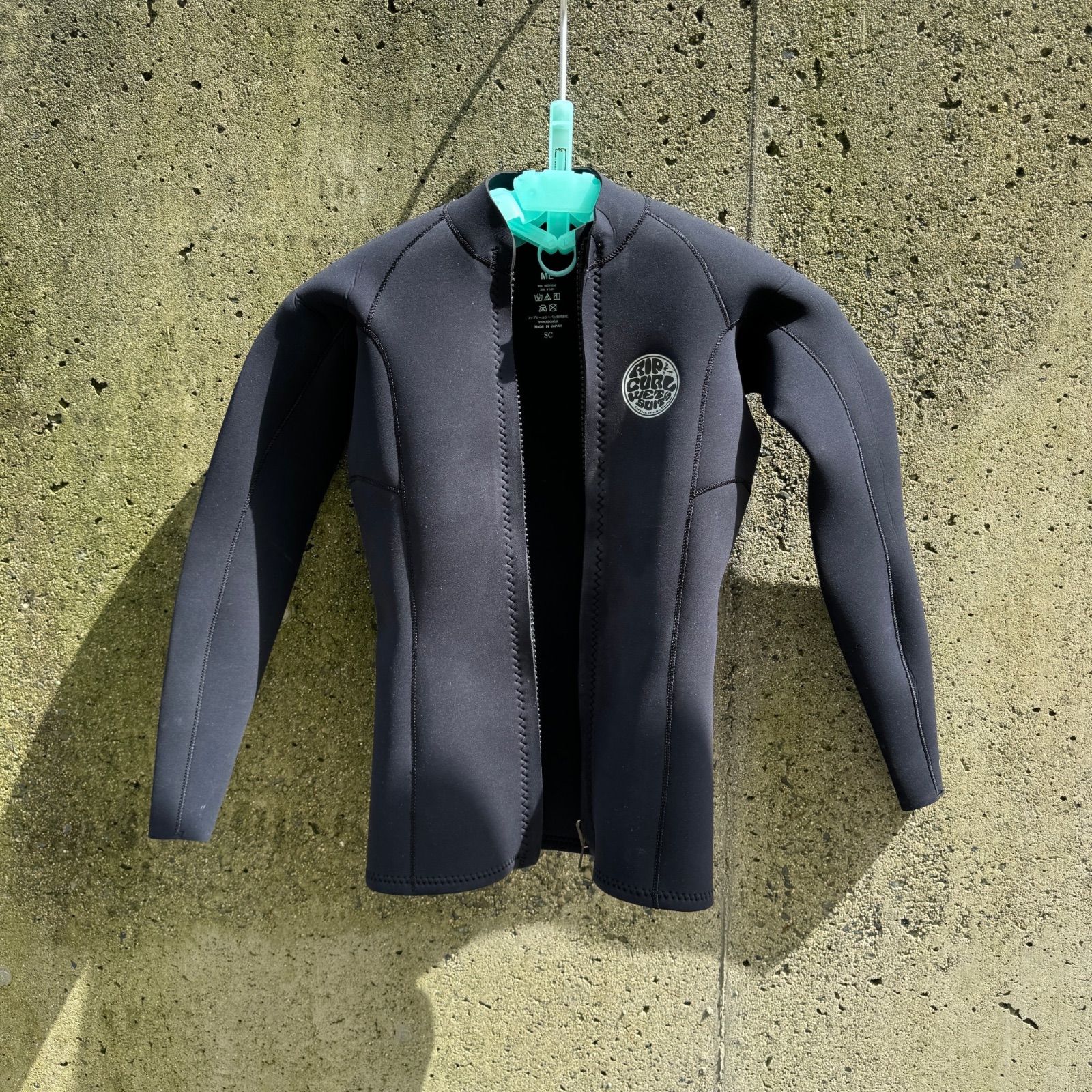 極美中古 リップカール RIPCURL 長袖タッパー 2mm サーフィン MLサイズ