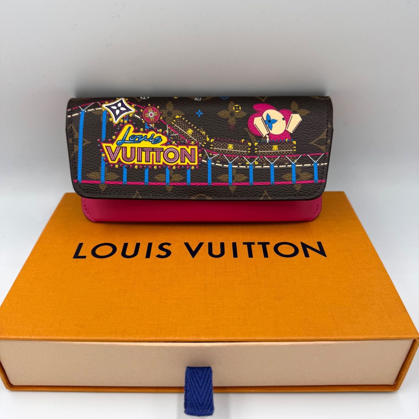 LOUIS VUITTON エテュイ・リュネット ウディモノグラム