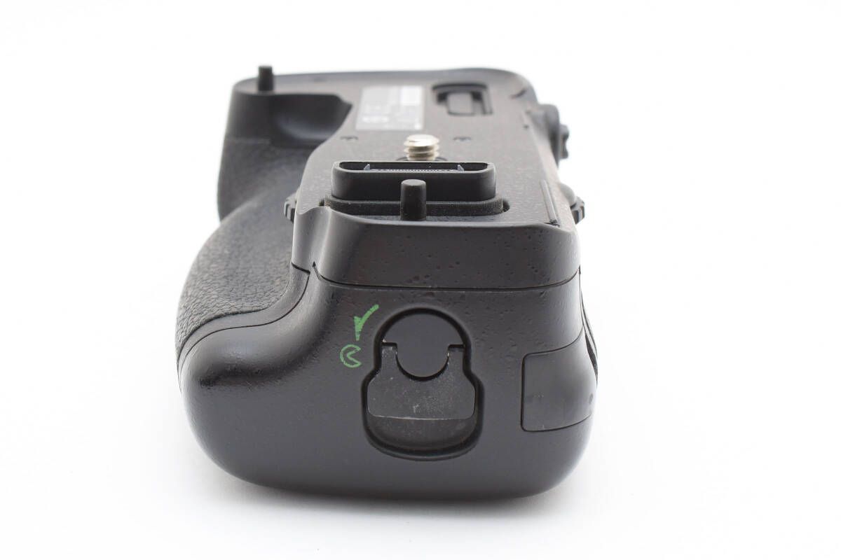 ニコン NIKON D750 MB-D16 ボディ Amazon.com : Nikon MB-D16 Multi Battery Power Pack/Grip for
