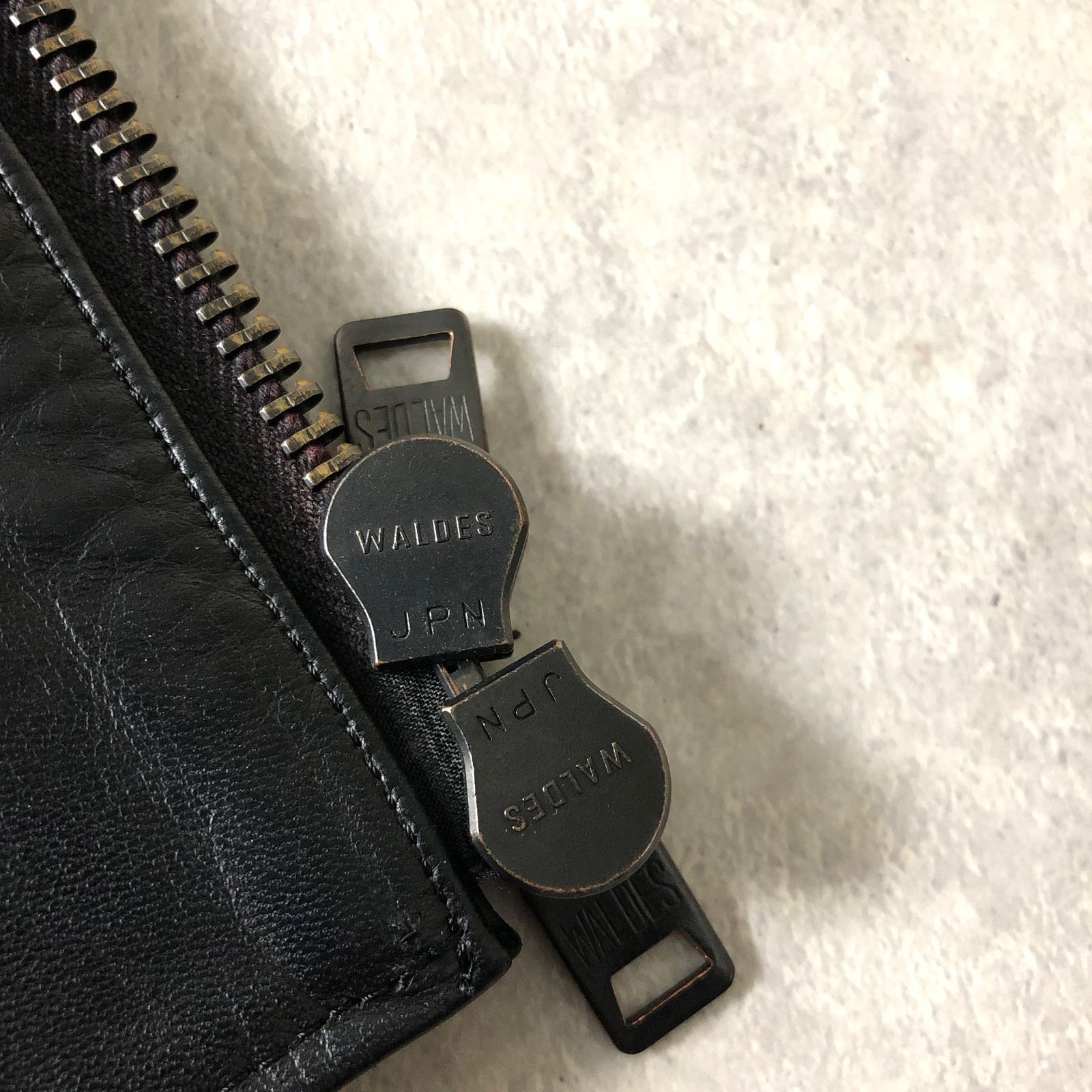Name.　ネーム　スタジャン　馬革　ホースレザー　ストライプ　中綿　黒　L 楽天市場】新入荷☆黒芯ホースハイド 50's J-22タイプ ダブル