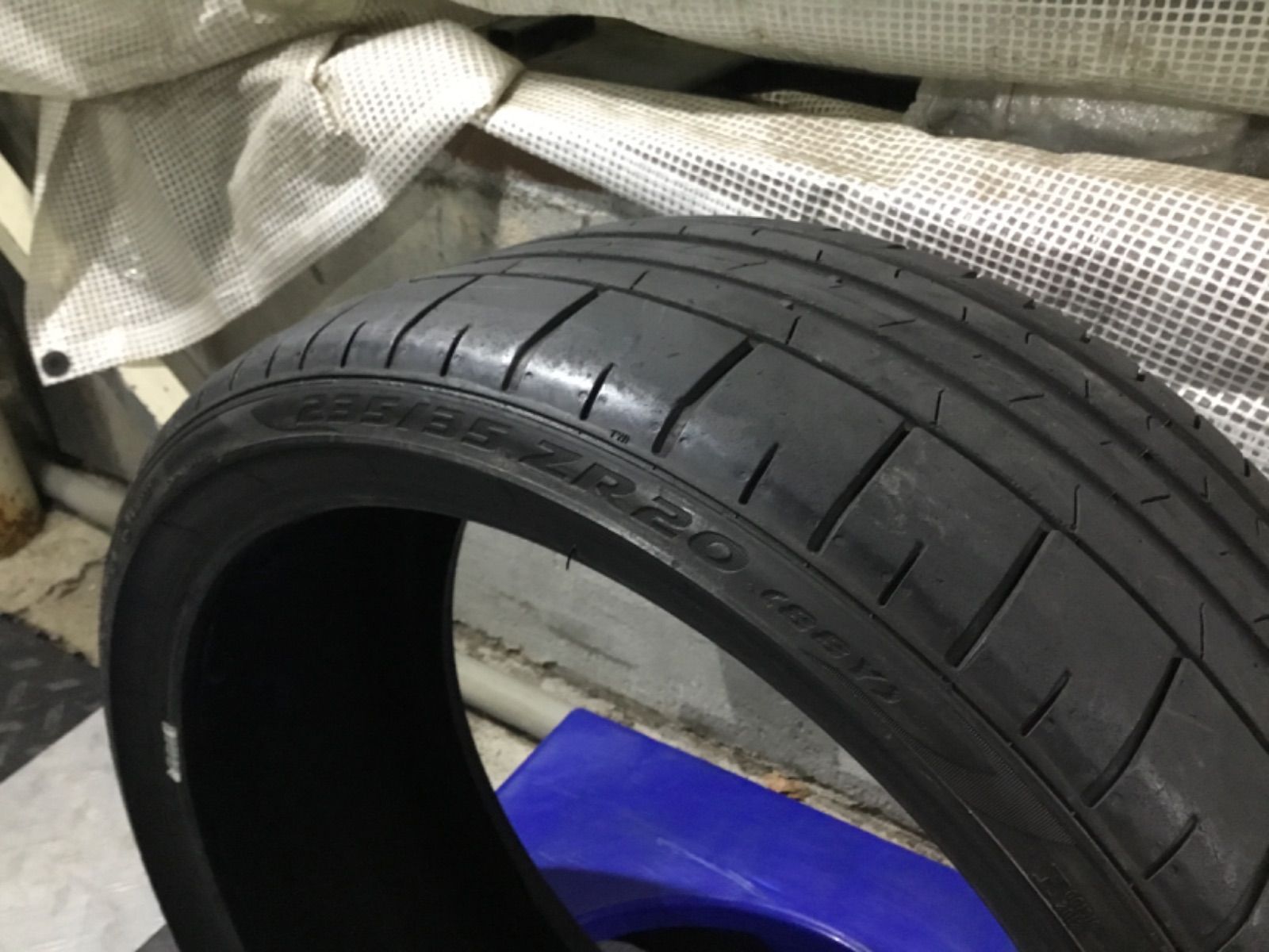 送料込み］ 235/35 R20 2020年製 PIRELLI P ZERO N1 PZ4