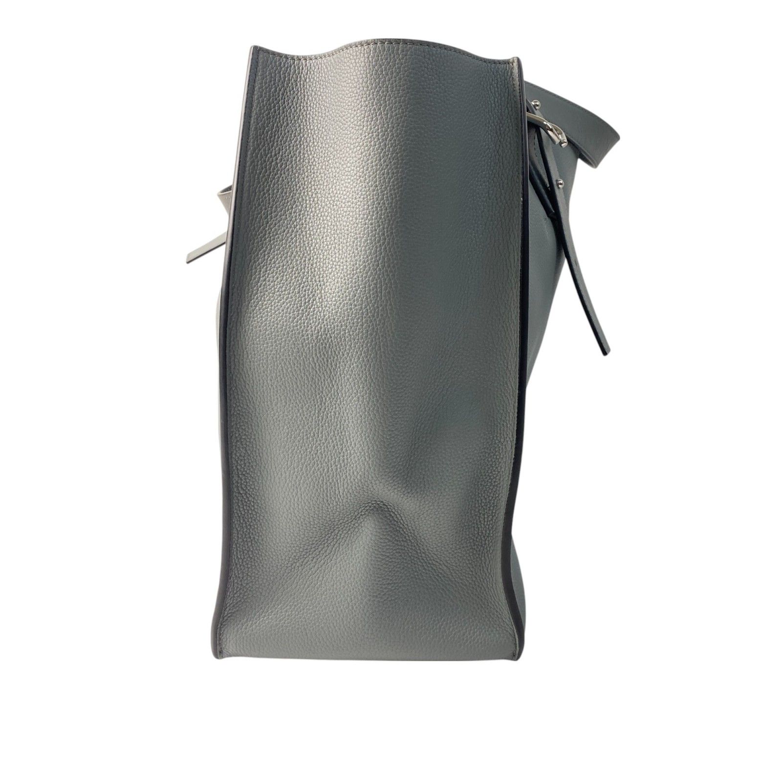 美品 ロエベ LOEWE バックル トートバッグ 062251 美品 ロエベ LOEWE バックル トートバッグ 062251 - メルカリ