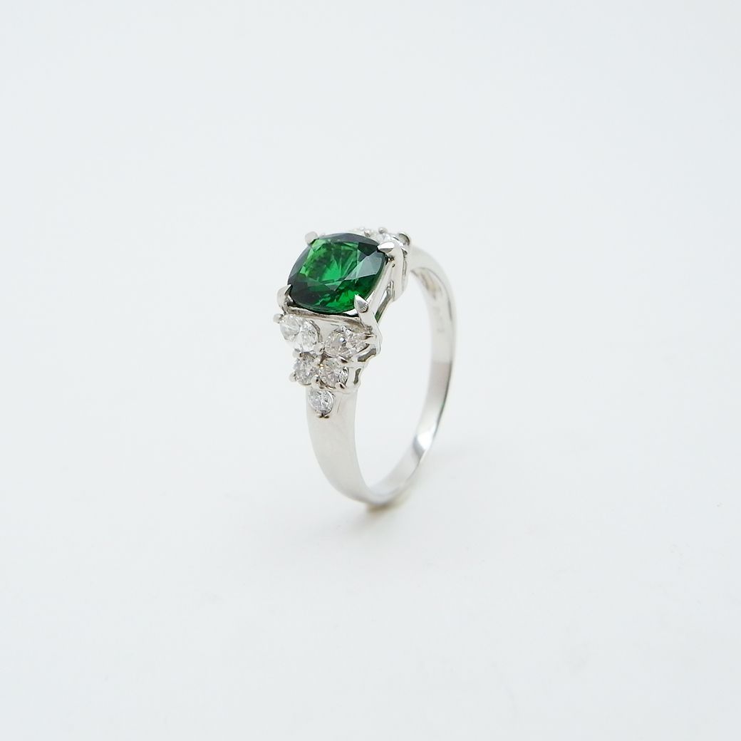 グリーングロッシュラーガーネット ダイヤモンド リング 1.29ct 0.35ct 