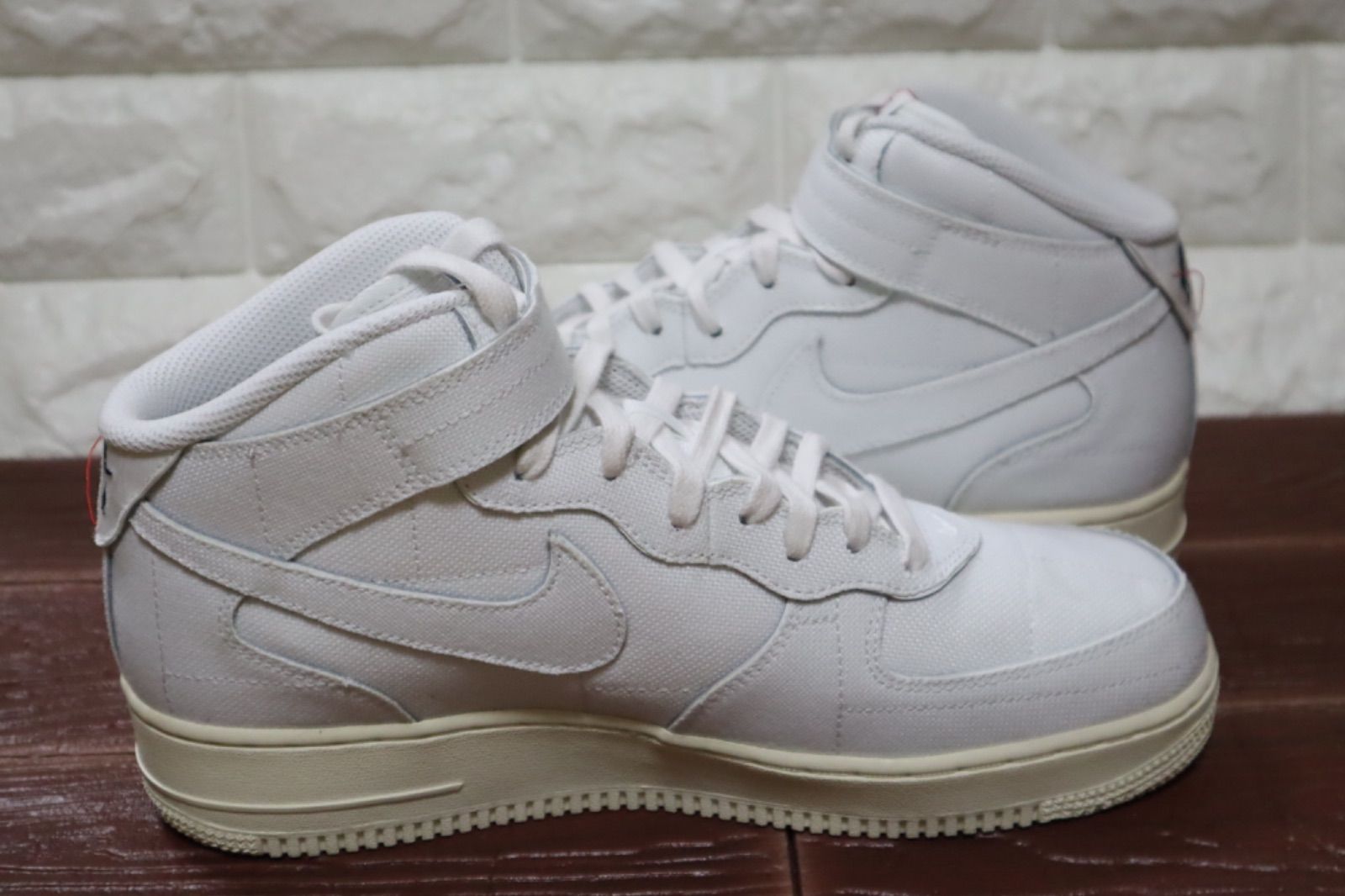 新品 ウィメンズ ナイキ エア フォース 1 '07 ミッド LX NIKE W