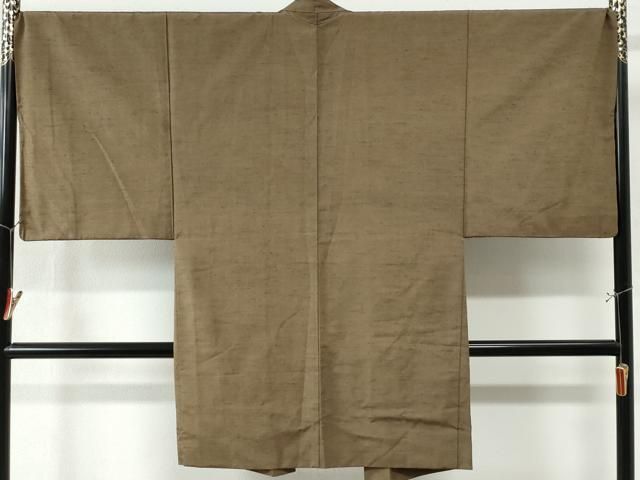 平和屋着物●男性　紬　アンサンブル　色無地　朽葉色　羽裏：風神雷神　正絹　逸品　CAAW8385yc 平和屋着物○男性 紬 アンサンブル 色無地 朽葉色 羽裏：風神雷神 正絹