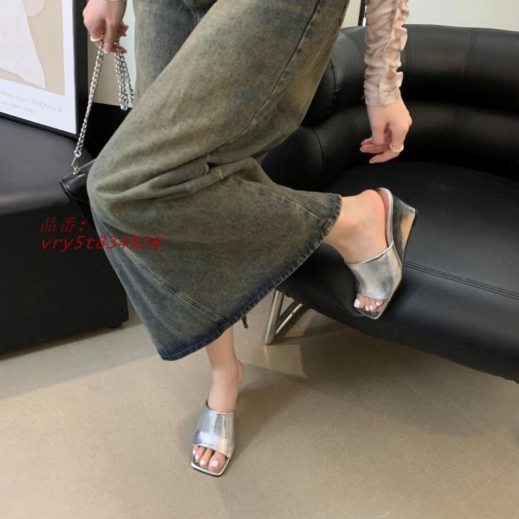 新色入荷／サンダル ウェッジソール 厚底 スクエアトゥ キレイめ 脚長効果 美脚 送料無料 宅込 vry5t834928 楽ちんシューズ