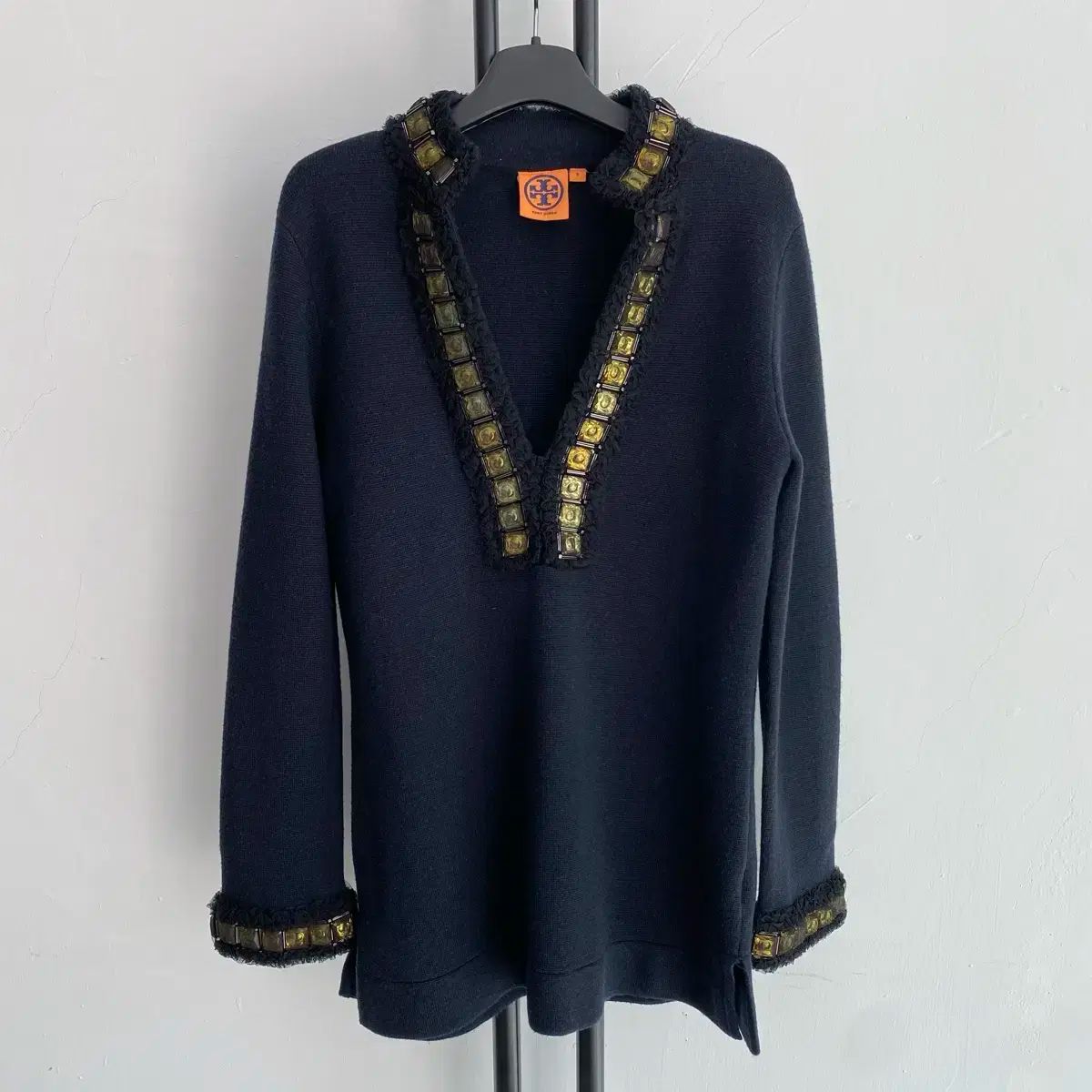 正規品 Tory Burch トリーバーチ TORYBURCH 黒 Vネック ニット