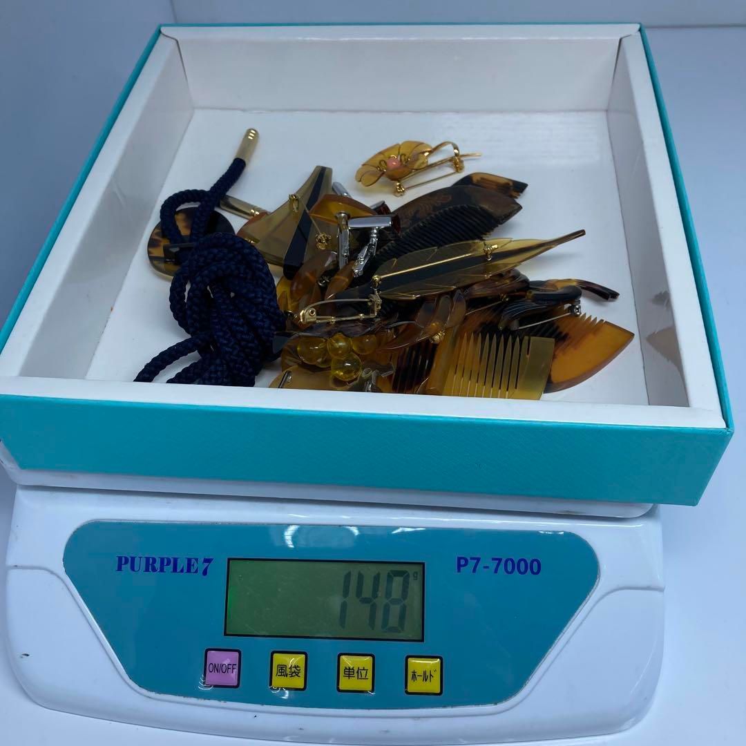 【セール】 本鼈甲 櫛 ブローチ等 148g 東Y6-0314