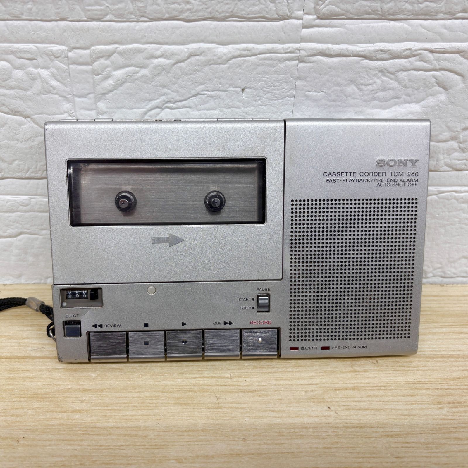 ジャンク】 【ヴィンテージ品】SONY カセットプレーヤー TCM-280