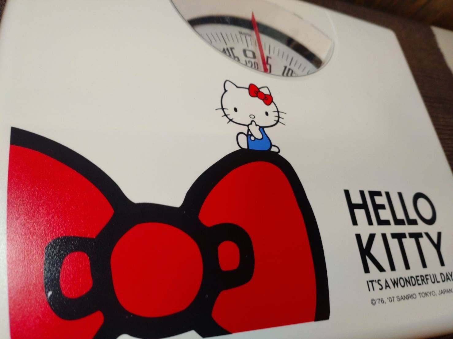 Tanita HELLO KITTY アナログ体重計 - メルカリ