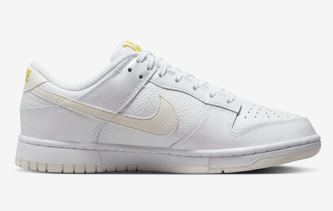 Nike WMNS Dunk Low 