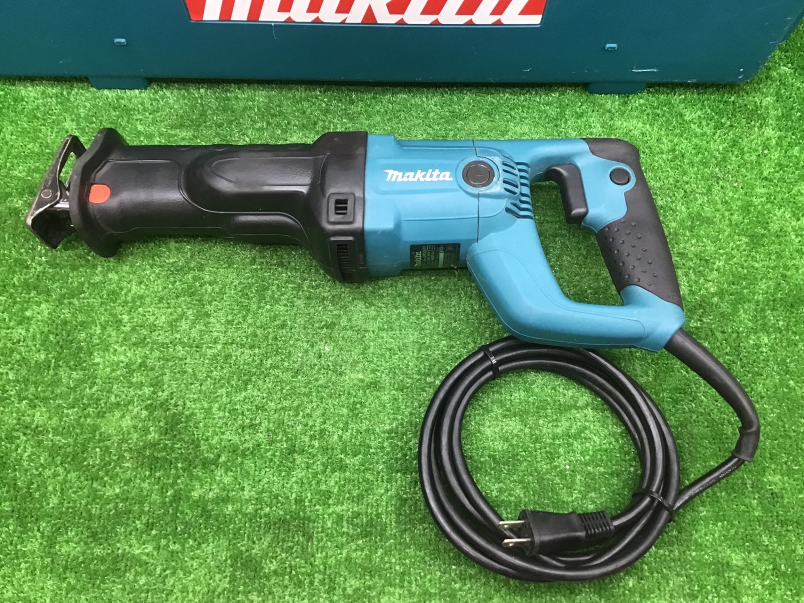 中古品 makita マキタ レシプロソー JR3050T 本体のみ