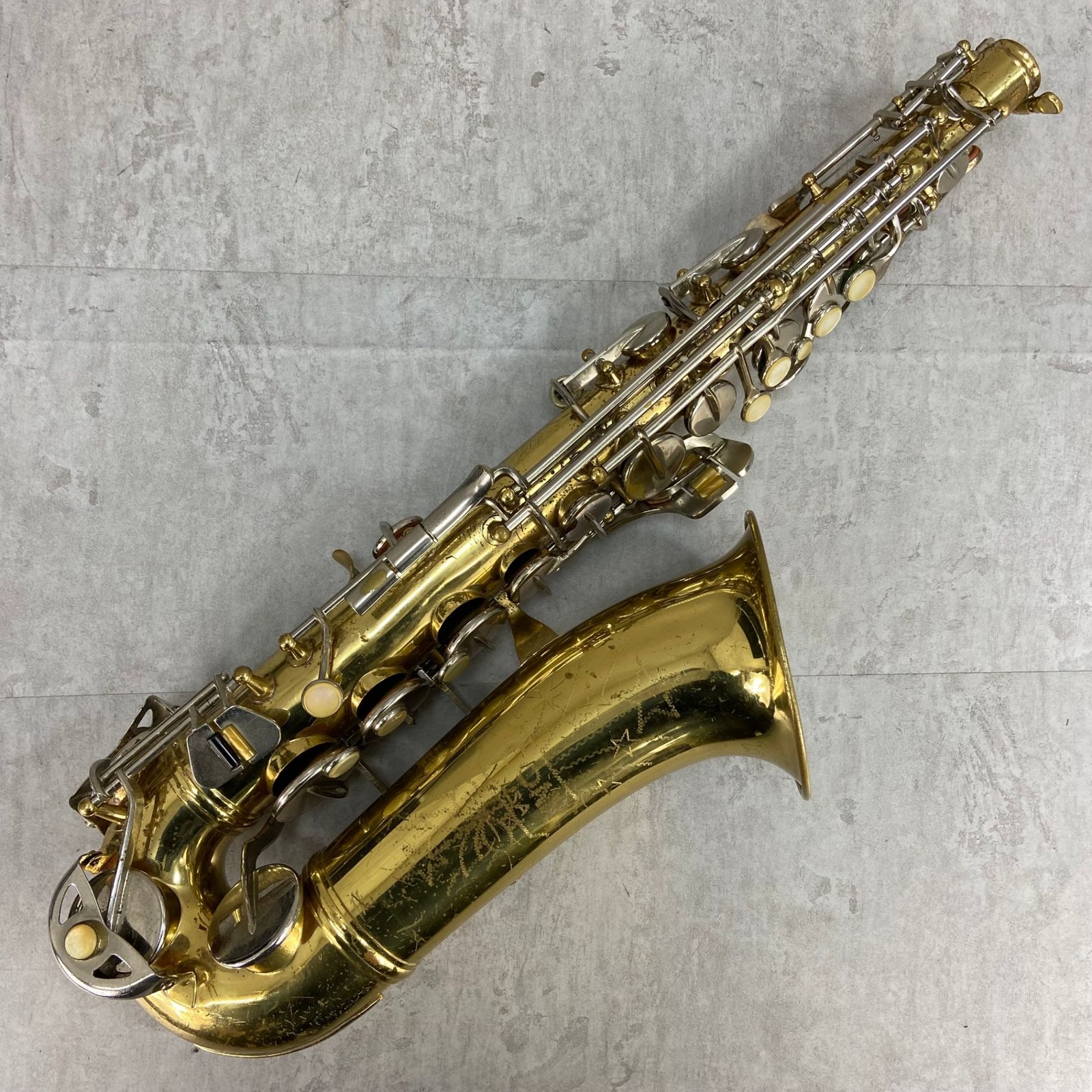 SAXPHONE 管楽器